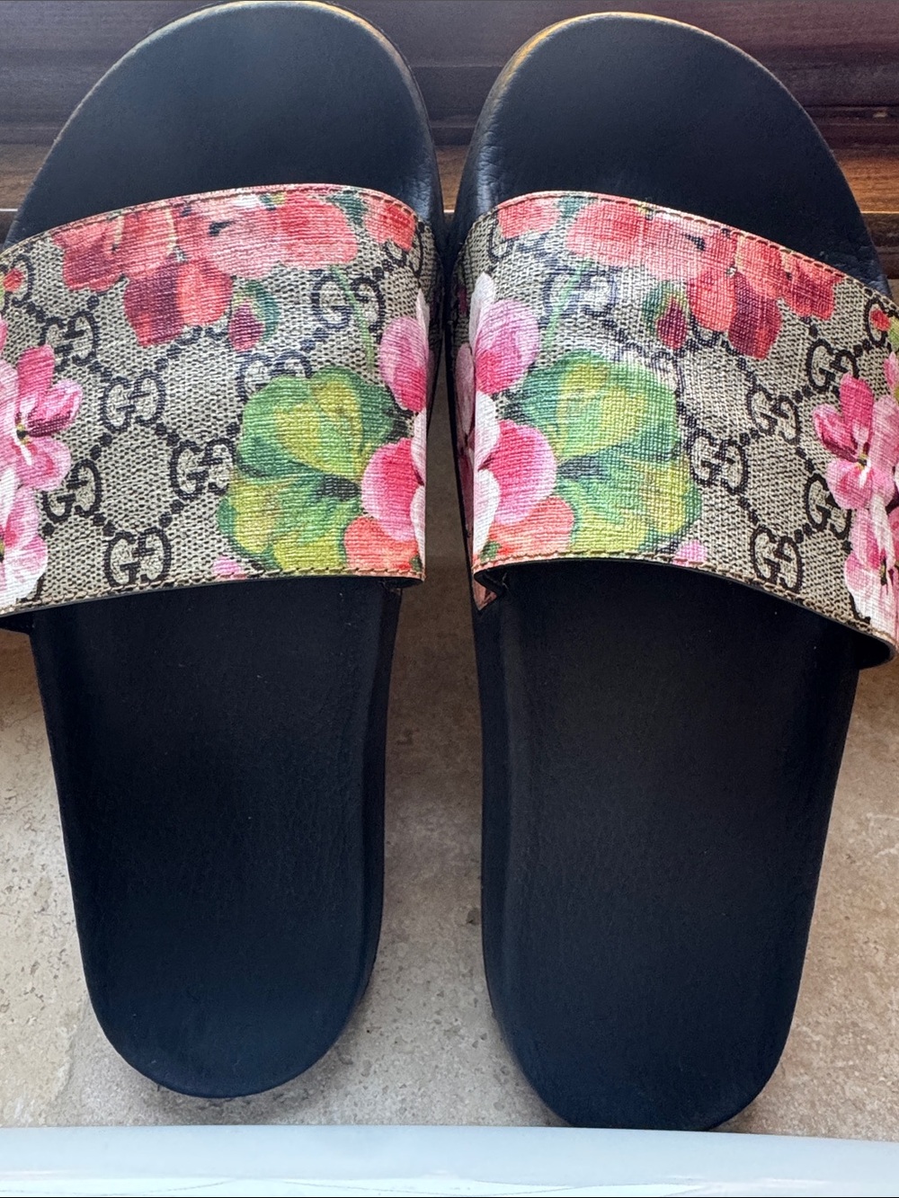 Gucci GG Blooms Supreme Slide Sandals - Size 40 (w/ dust bag)
